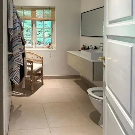 Сasa de vacaciones Atmosphere In Forest-clad Setting At Rageleje